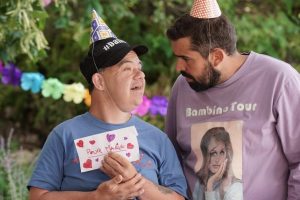 un_ptit_truc_en_plus_main.4c1e241e7e4897642ea8508ce40df238